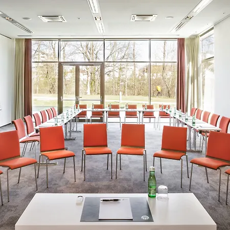 Hotel & Leoben (Styria)